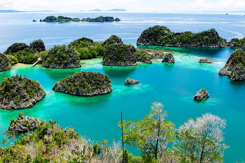 25 Tempat Wisata Di Indonesia Dengan Pemandangan Indah (2022)